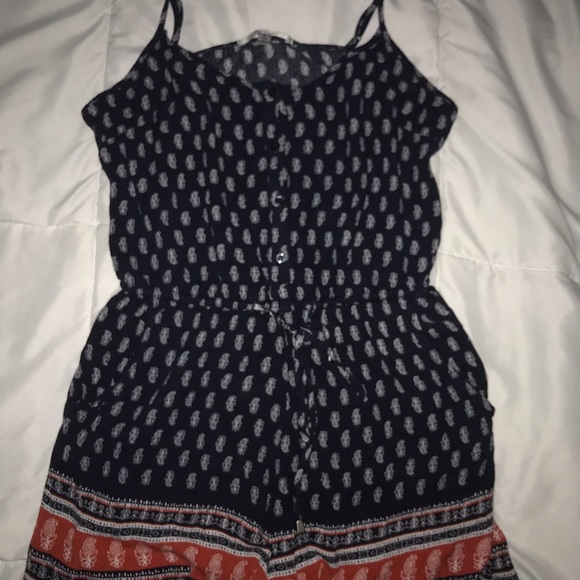 romper - Picture 3 of 4